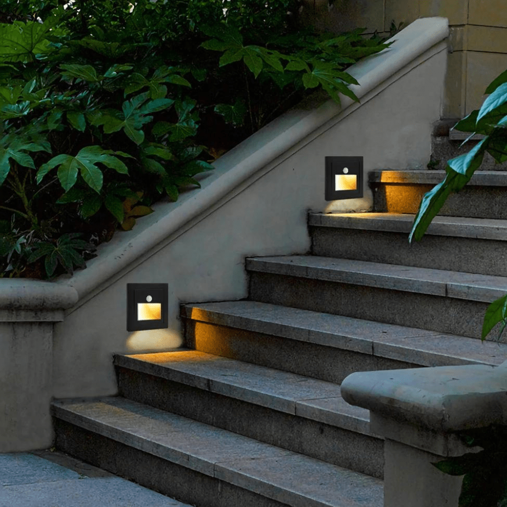 StepGlow - Moderne LED-Wandleuchte für Treppenbeleuchtung