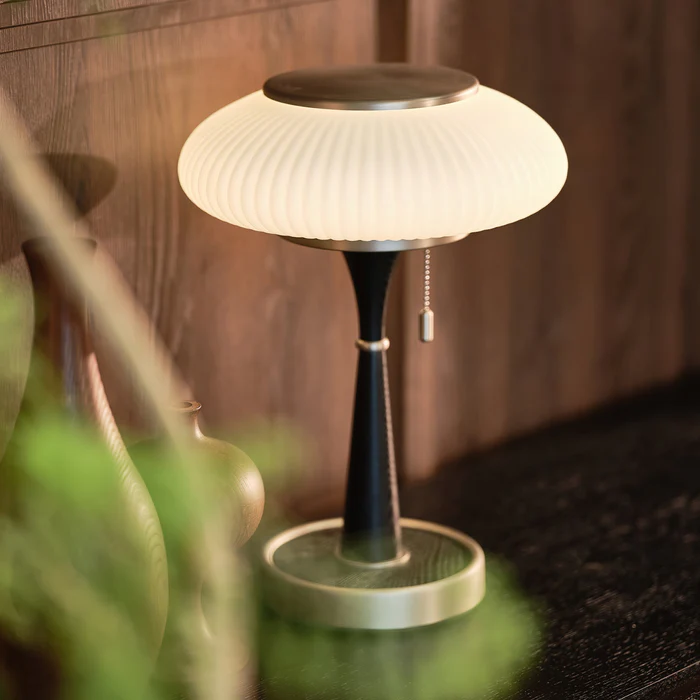 Minimalistische Tischlampe in Pilzform – LED – Dimmbar – Schlafzimmer