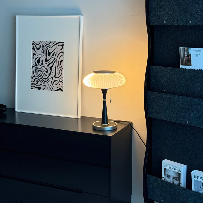 Minimalistische Tischlampe in Pilzform – LED – Dimmbar – Schlafzimmer
