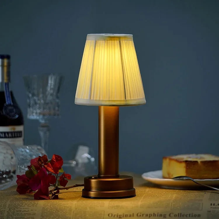 DokuGlow - Wasserdichte LED-Tischlampe für luxuriöse Beleuchtung