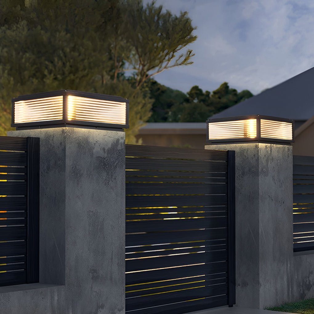 LumoPost Gartenleuchte Modern Glasrippen Schwarz