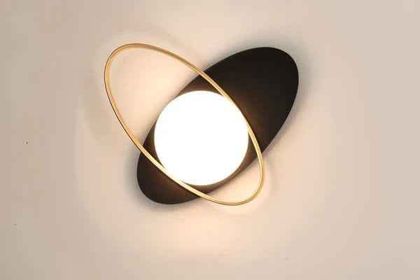 AureliaLuxe - Zeitlos elegante Wandleuchte mit Gold- und Schwarz-Finish