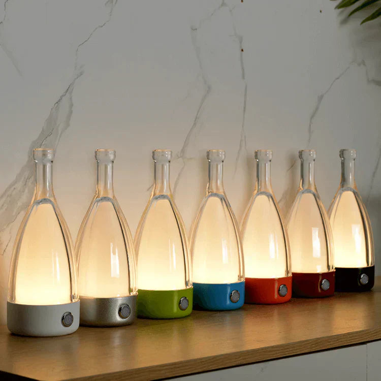 LumoFlair LED Tischlampe Flaschenstil Akku Warmlicht Garten