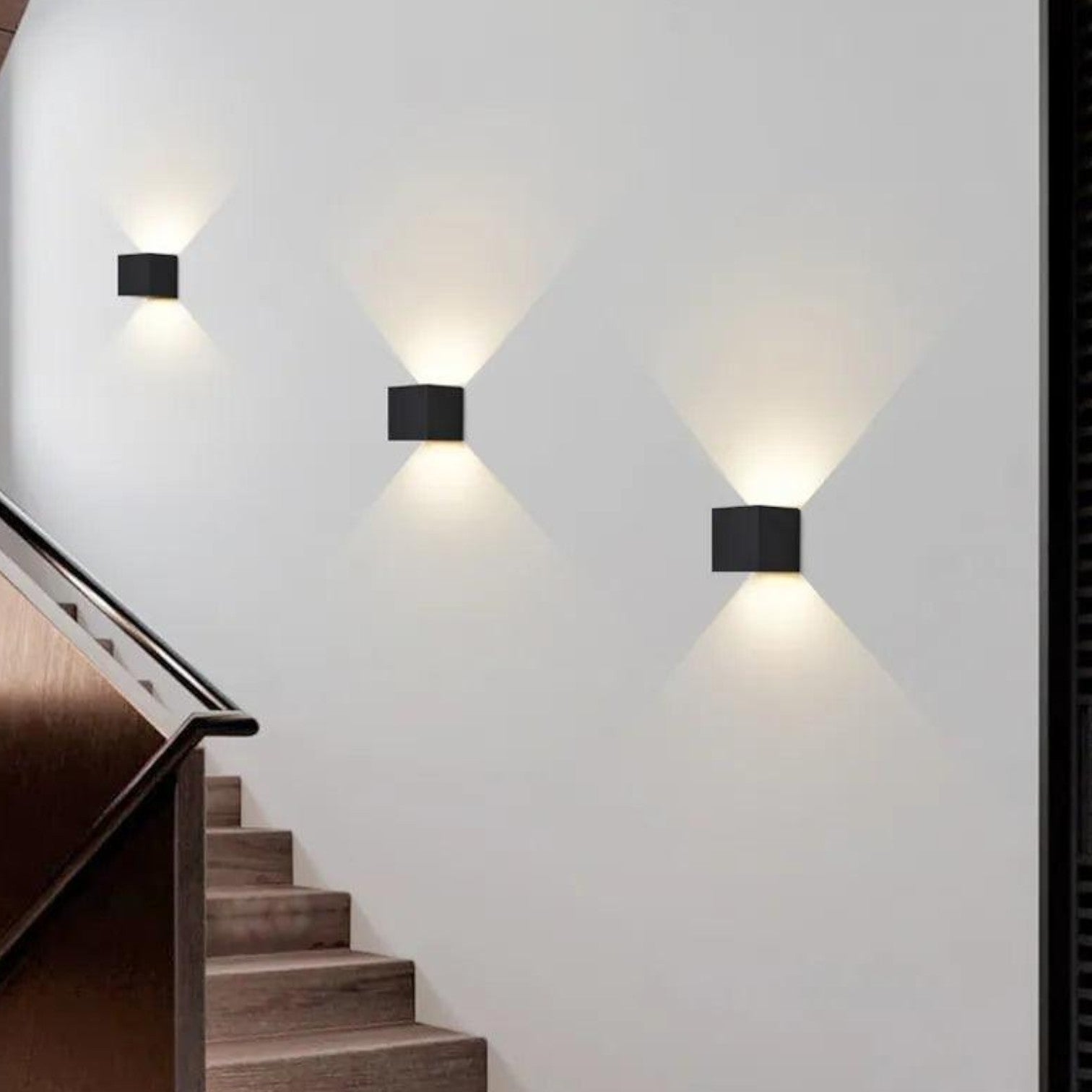 LumiSensor I Wasserdichte Wandlampe – Einstellbar – Schwarz/Weiß