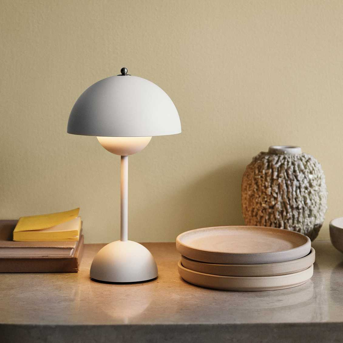 Mondschein – Moderne LED-Tischlampe dimmbar Weiß Wohnzimmer