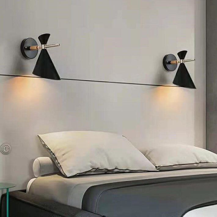Nordic One - Wandleuchte mit Uhr - Elegant und funktionell