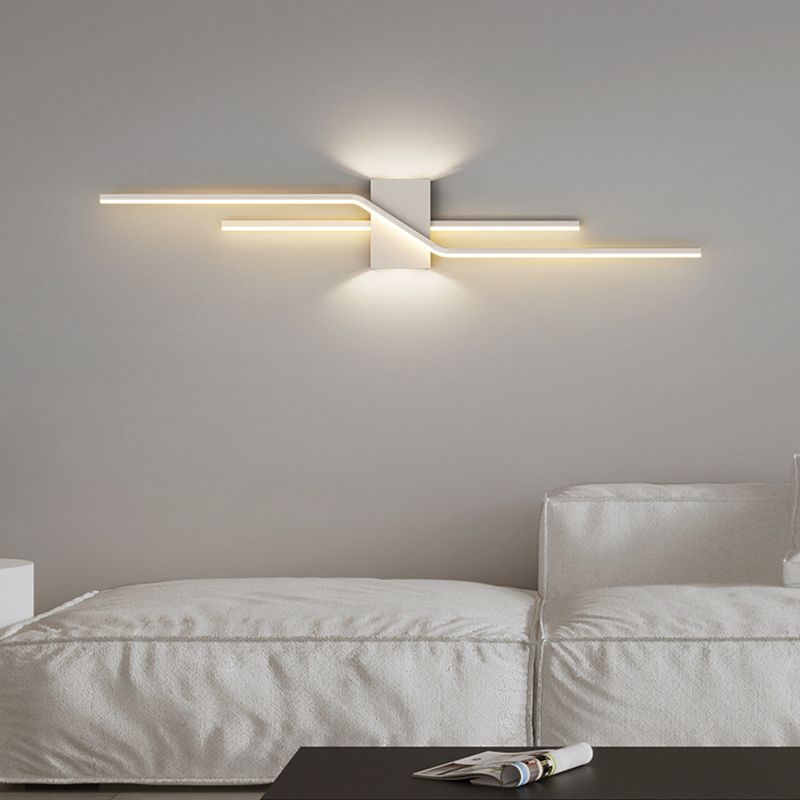 AetherGlow Moderne Wandleuchte - Elegantes Metall- und Acryldesign für Wohnzimmer oder Schlafzimmer