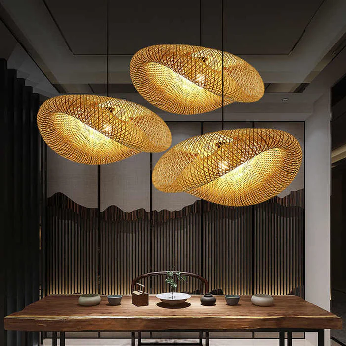 Hängelampe aus Bambus – Geflochten – LED – Warmes Licht – Wohnzimmer