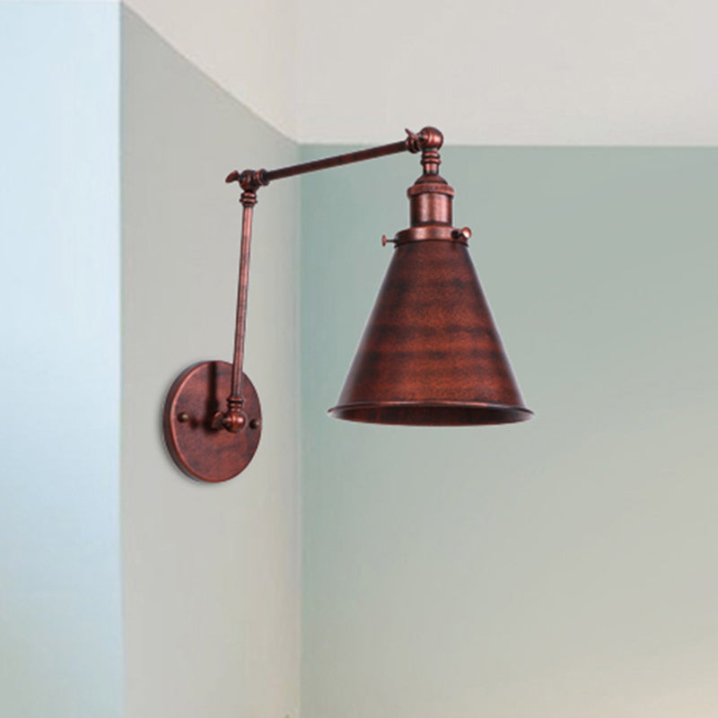 RustiGlow - Industrielle Kegel-Wandlampe im Bauernstil
