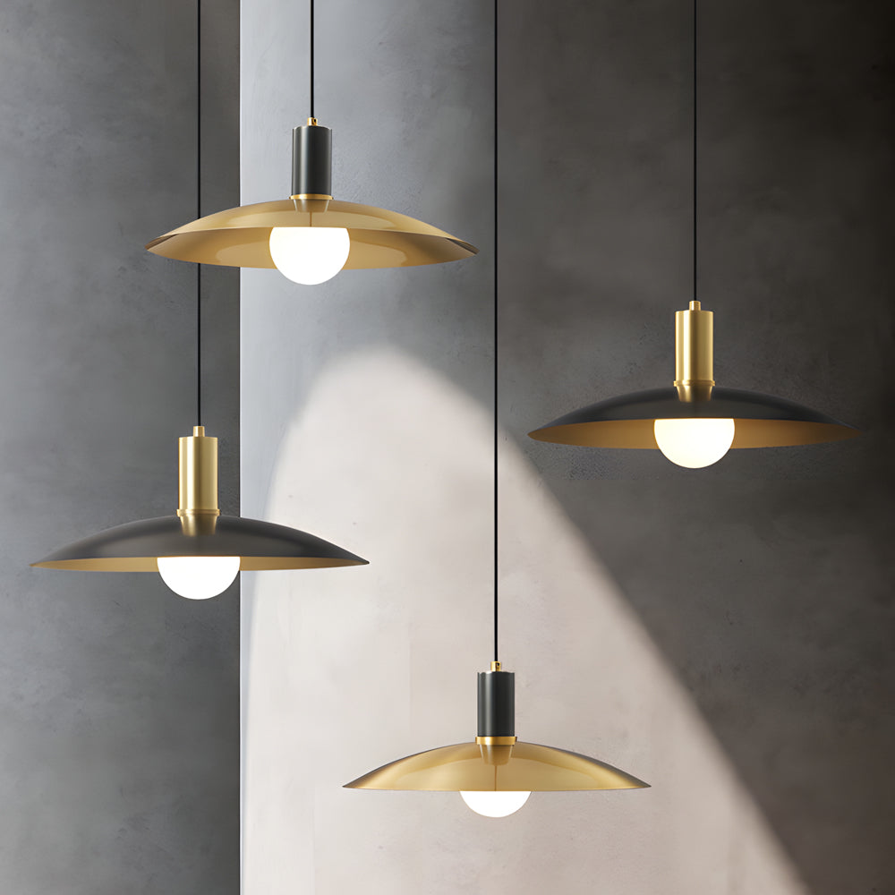 AuraBrass LED Pendelleuchte – Vintage Design in Messing & Glas
