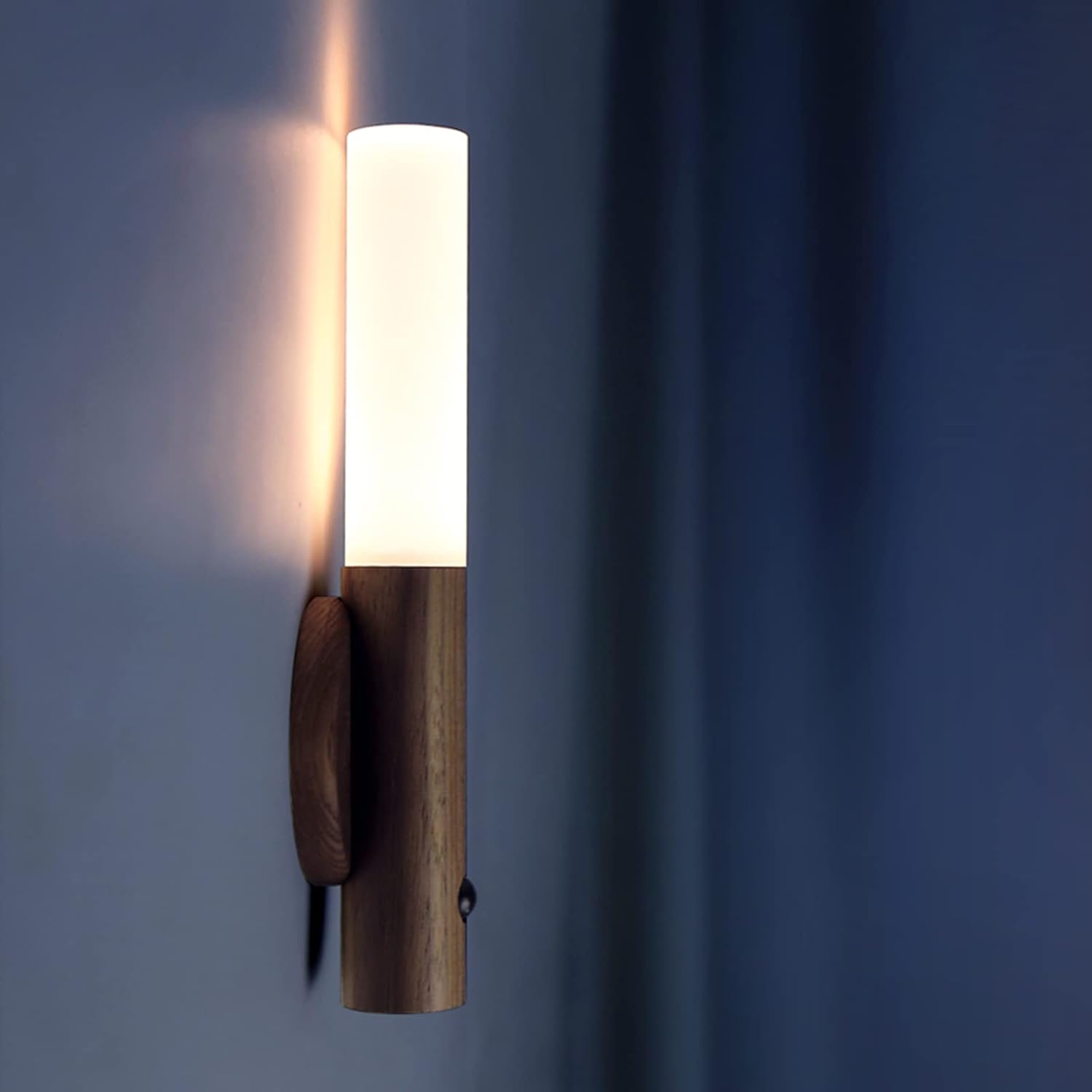 LumiFackel LED Fackelleuchte Modern Schwarz mit Sensor für Garten