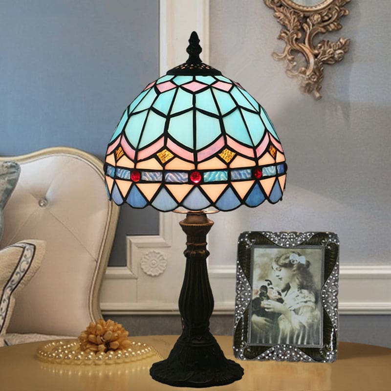 GlasBrise – Tiffany-Glaslampe bunt Bleilinien Wohnzimmer