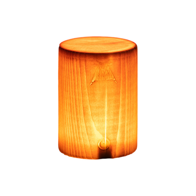 HolzGlow – Moderne LED-Tischlampe mit Akku & Touch, Schlafzimmer