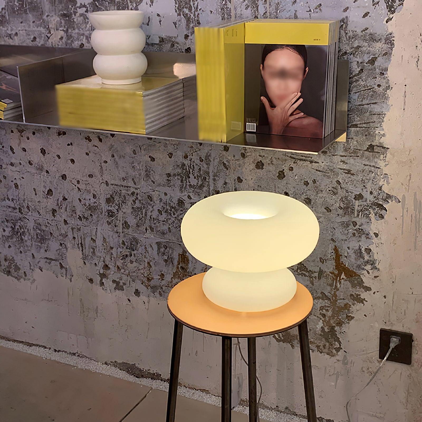 LumiDon Tischlampe – Modern, Donut-Form, Weiß,