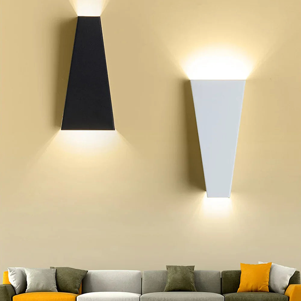 DualLux LED-Wandleuchte - Doppelte Lichtprojektion