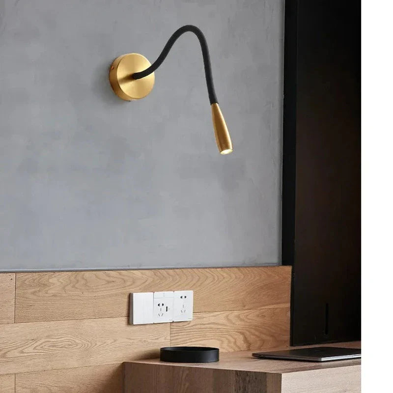 GlideLight – Verstellbare Wandleuchte für präzises Licht