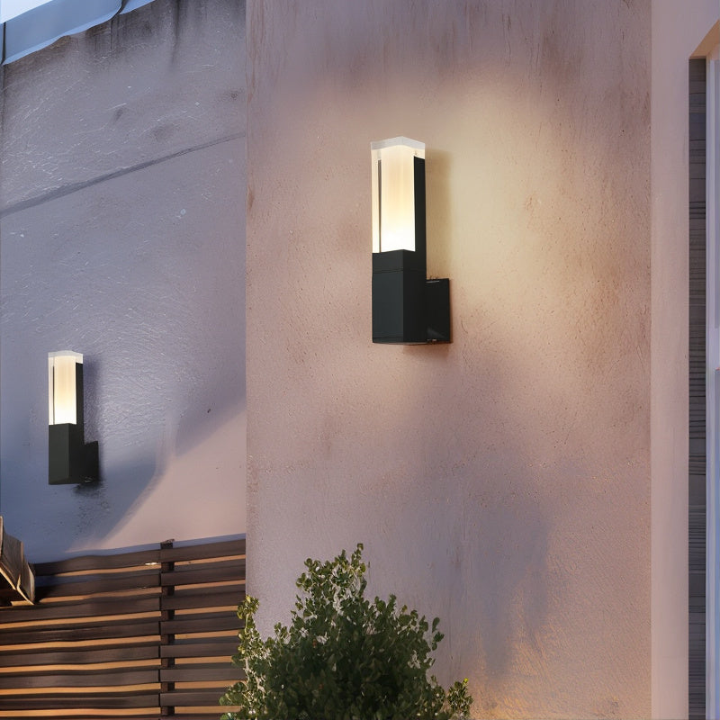 SentinelGlow – LED Außenlampe mit Bewegungsmelder, schwarz & modern