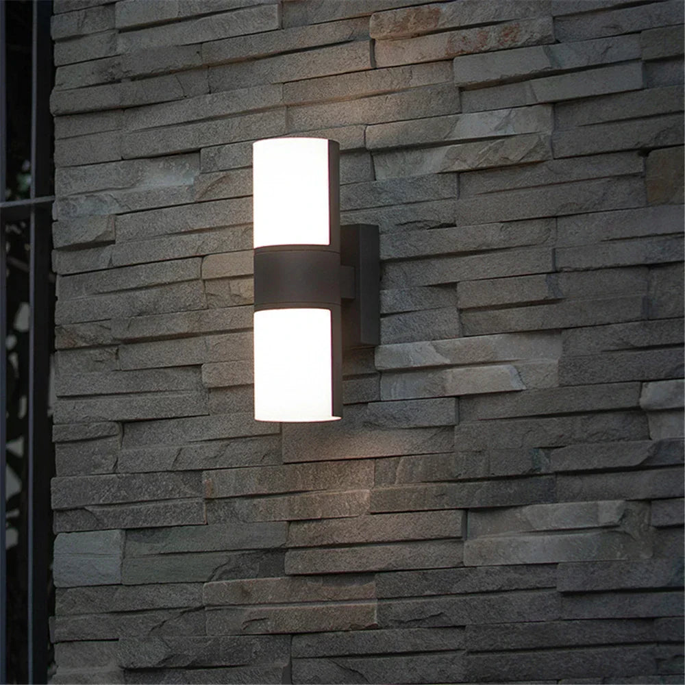 BrightEdge - Stilvolle LED-Wandleuchte für den Außenbereich