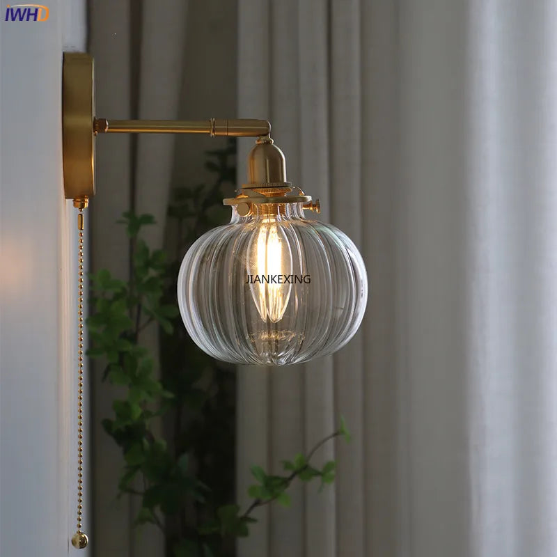 LichtZen - Nordisch moderne Wandleuchte mit Zugschalter - Glas und Eisen für Schlafzimmer oder Bad