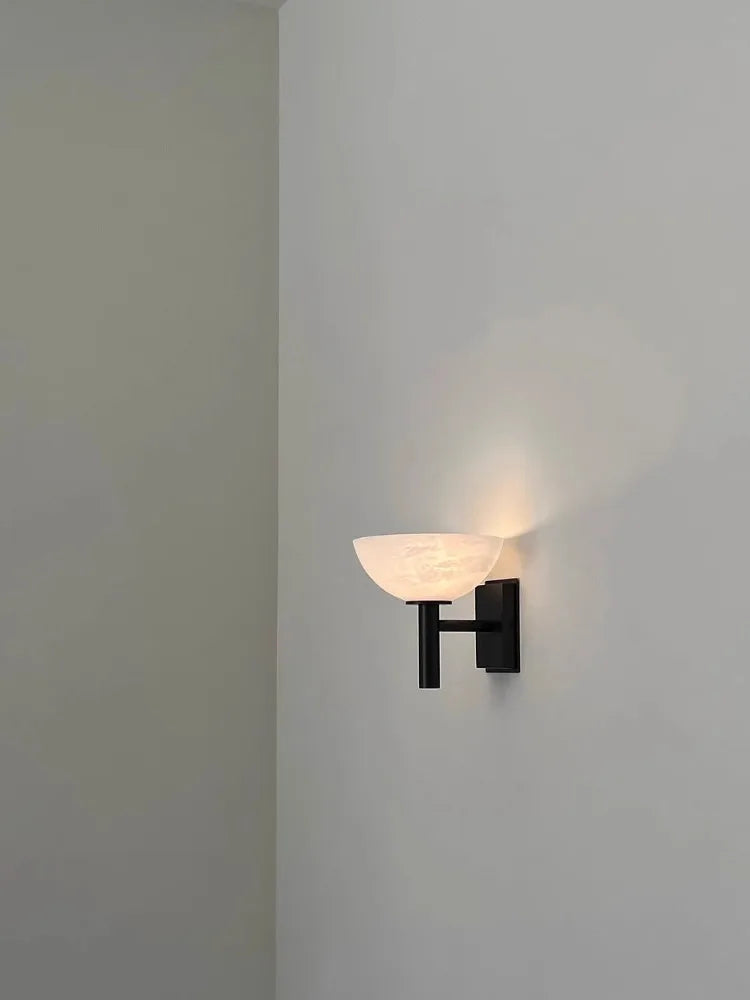 MarbleAura - Luxuriöse Marmor-Wandleuchte mit Kupfer - Modernes Design für Wohn-/Schlafzimmer