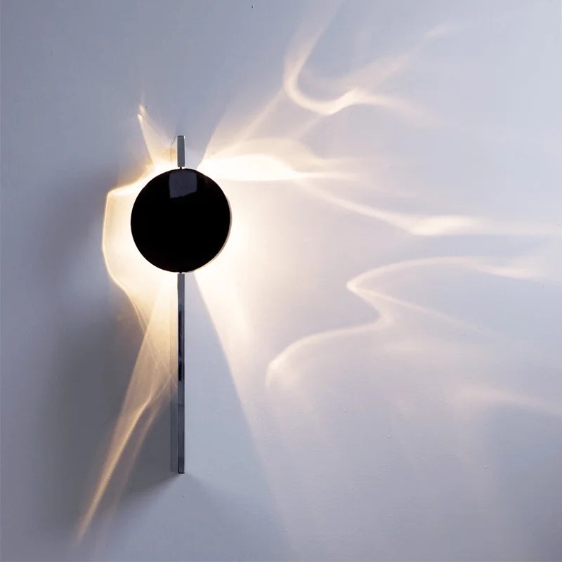 GlintFlow – Moderne drehbare Wandleuchte