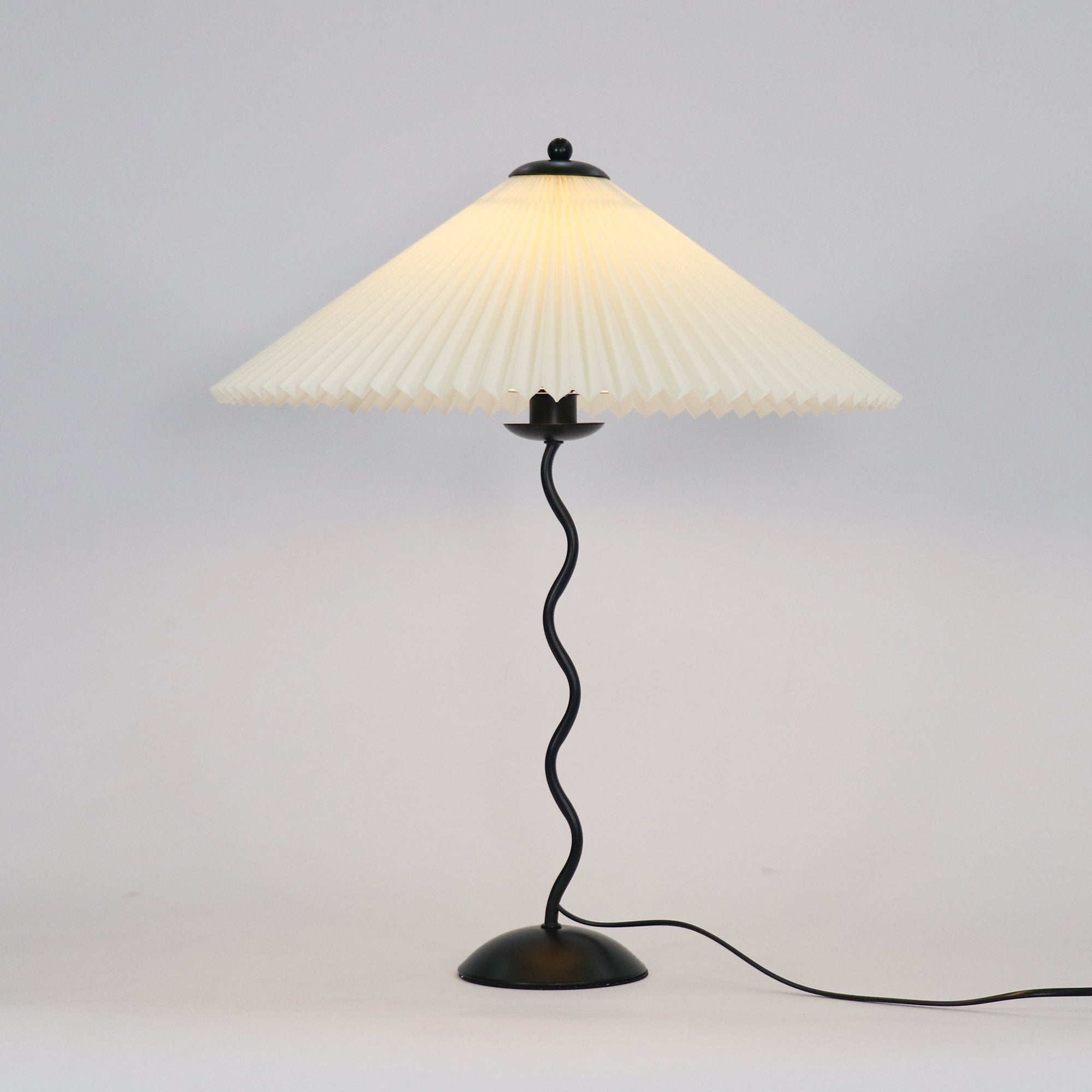 CurveLicht Design-Tischlampe – LED, Wellenform, Schwarz, für Wohnzimmer