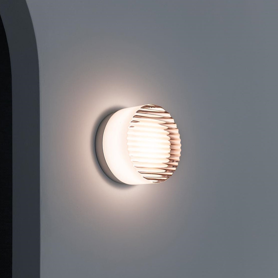 GlowVerge - Hochwertige und vielseitige LED-Wandbeleuchtung