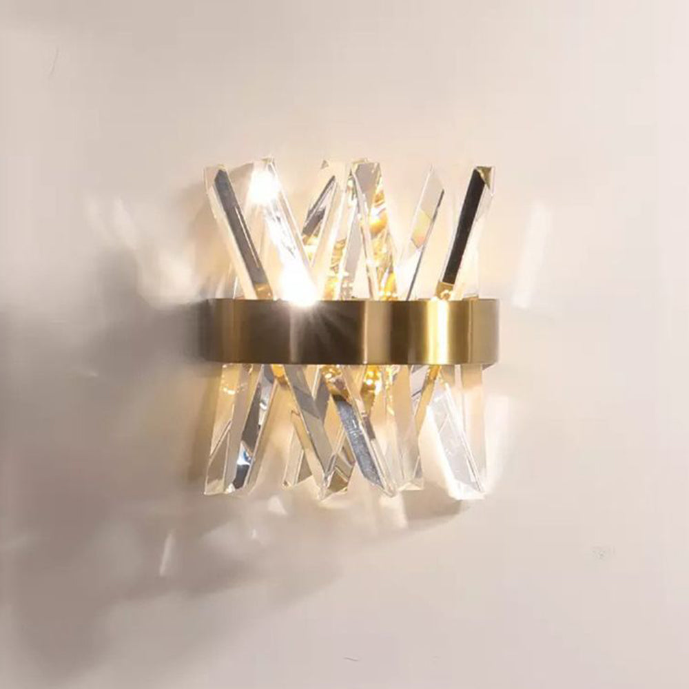 CrystalGold – LED-Wandleuchte mit Gold & Kristall
