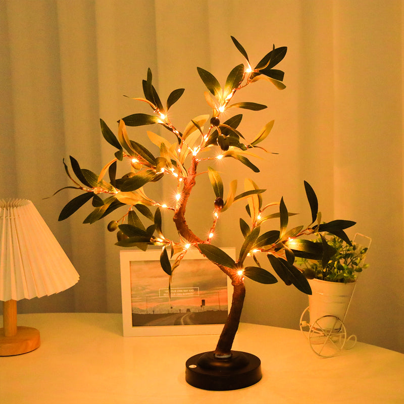 LumiBaum LED Tischlampe Baumform Warmlicht Gold