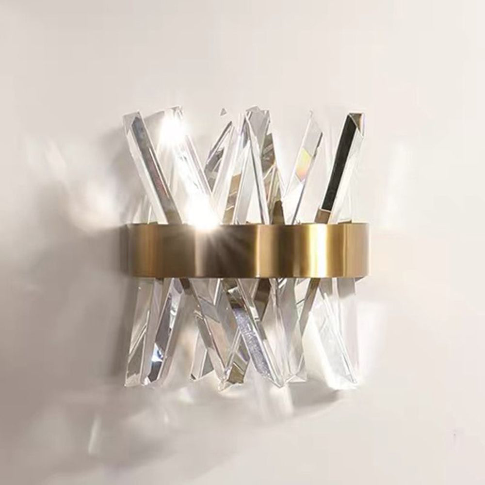 CrystalGold – LED-Wandleuchte mit Gold & Kristall