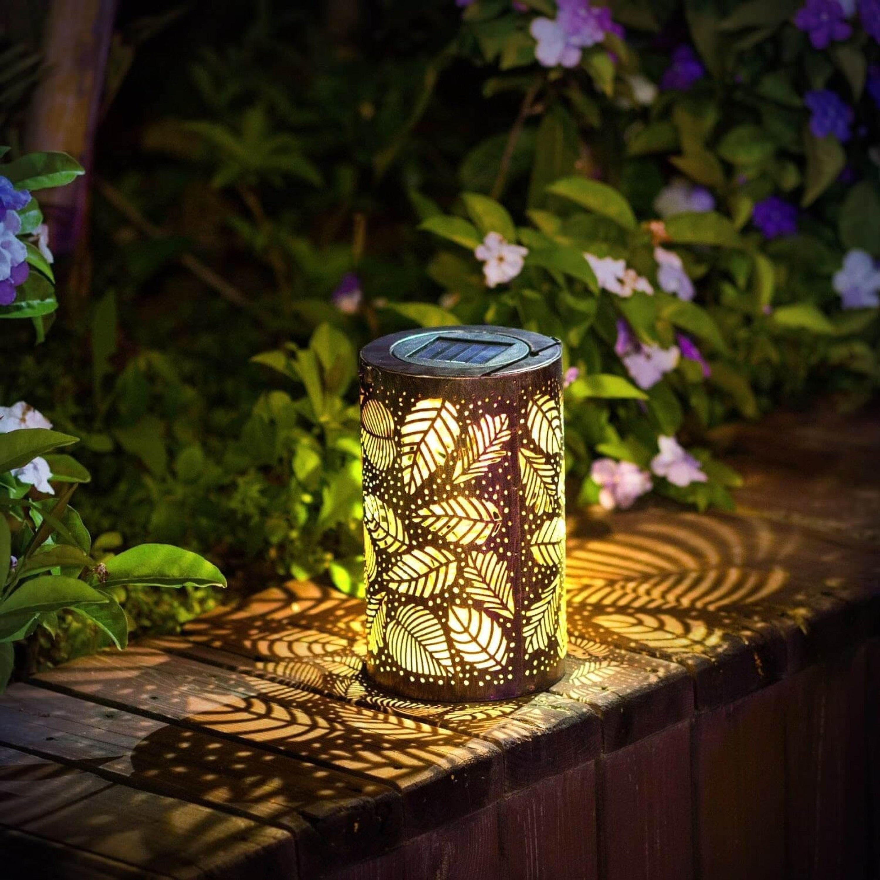 LumiBlatt | Solar Gartenleuchte – Blätter-Design, Warmweiß, Für Garten